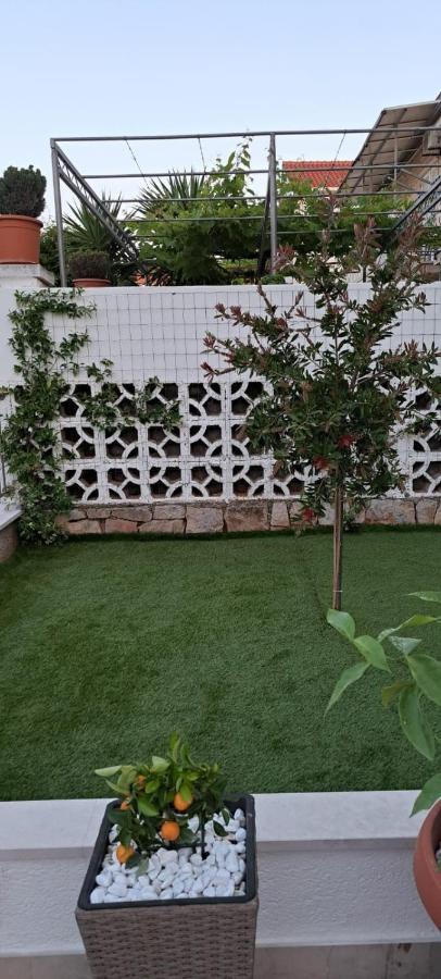Apartment Samanta Supetar Luaran gambar